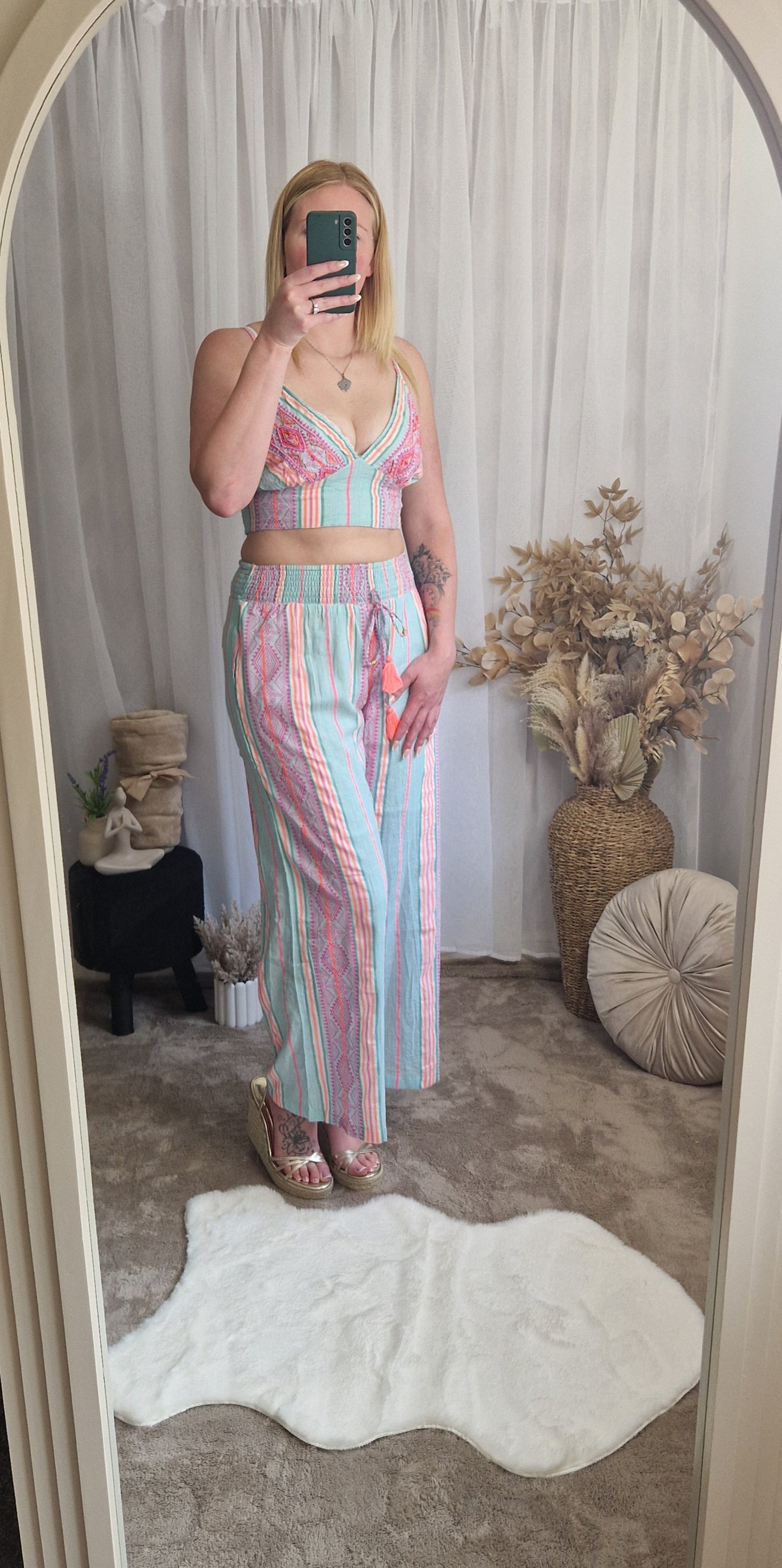 Striped Crop Top & 3/4 Pants Set