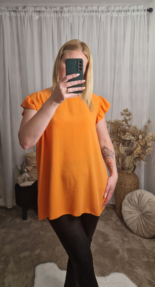 Button Detail Top